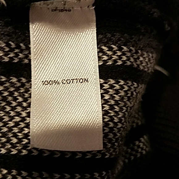 Tildon checkered sweater size large - Picture 7 of 8